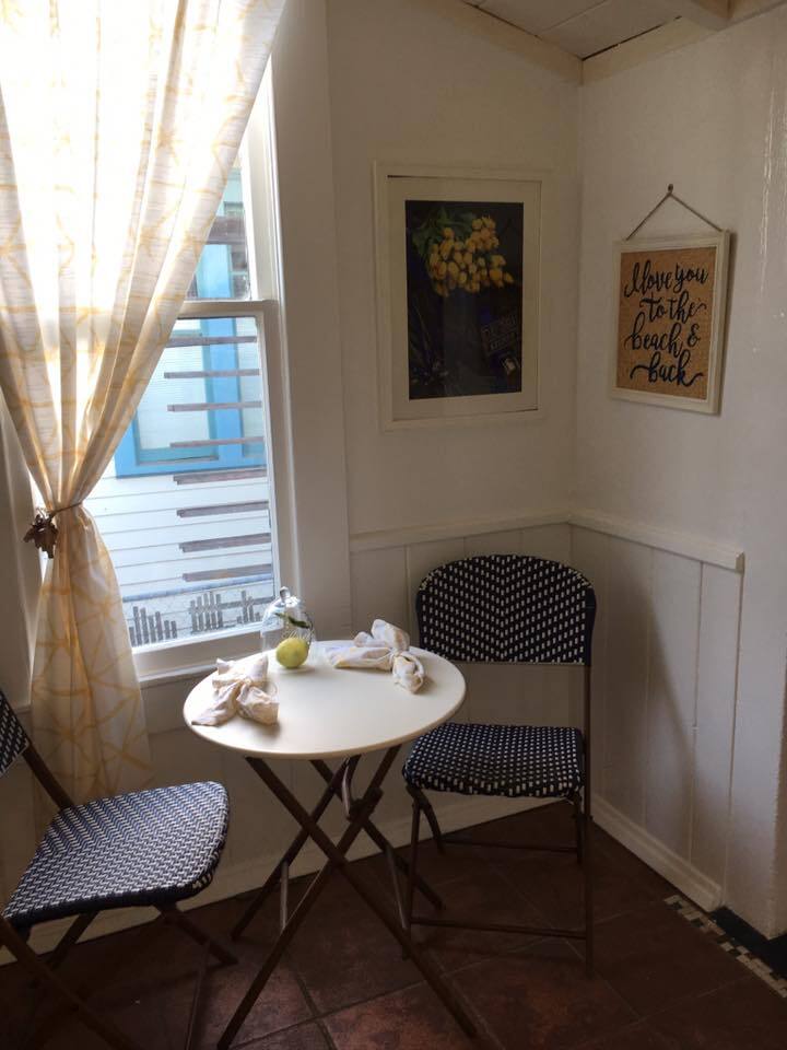 Kitchenette - 1120 E Santa Clara St