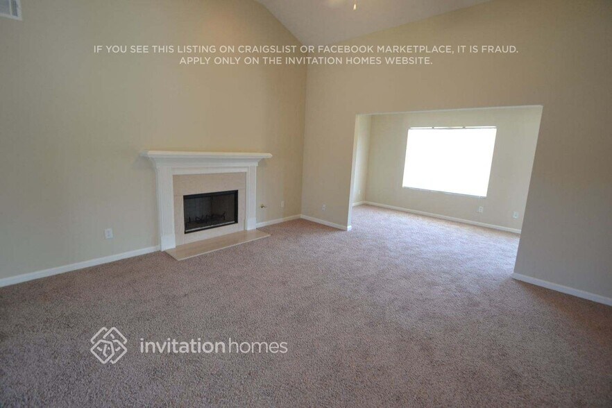 Building Photo - 4030 Hollow Springs Tr SE