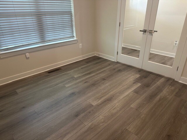 Building Photo - 807 Leni Wy