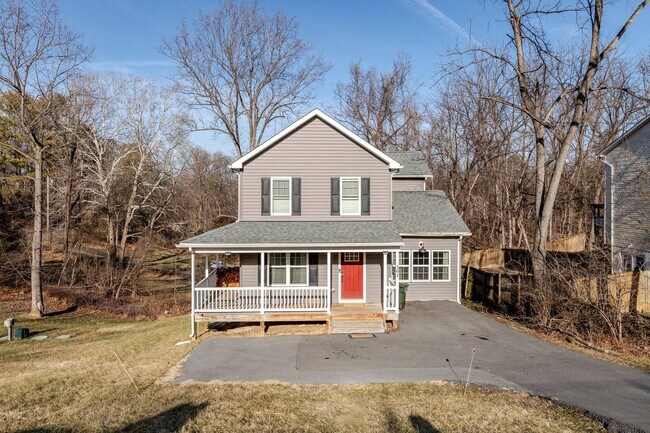 Building Photo - 301 Rollason Dr