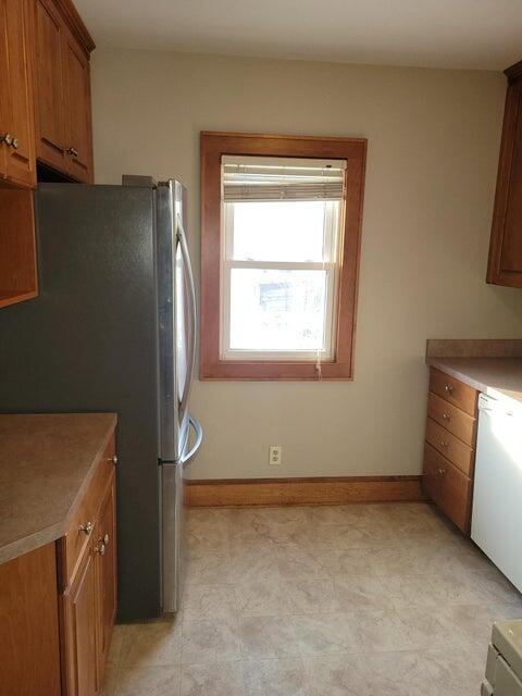 Building Photo - 609 N 52nd St
