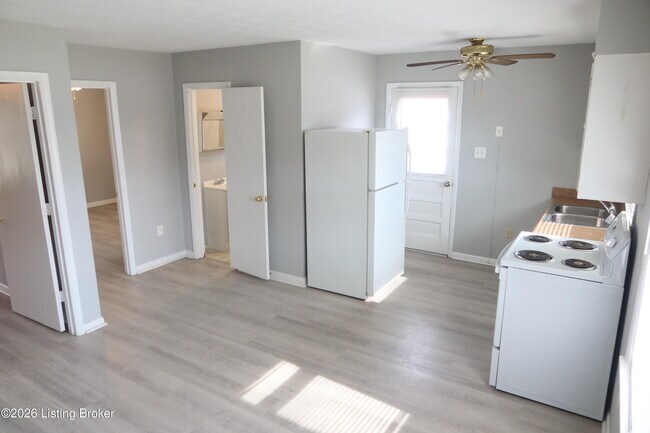 Building Photo - 4920 KY-1638