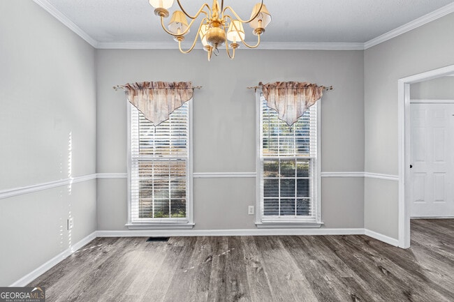 Building Photo - 255 Woodstream Dr