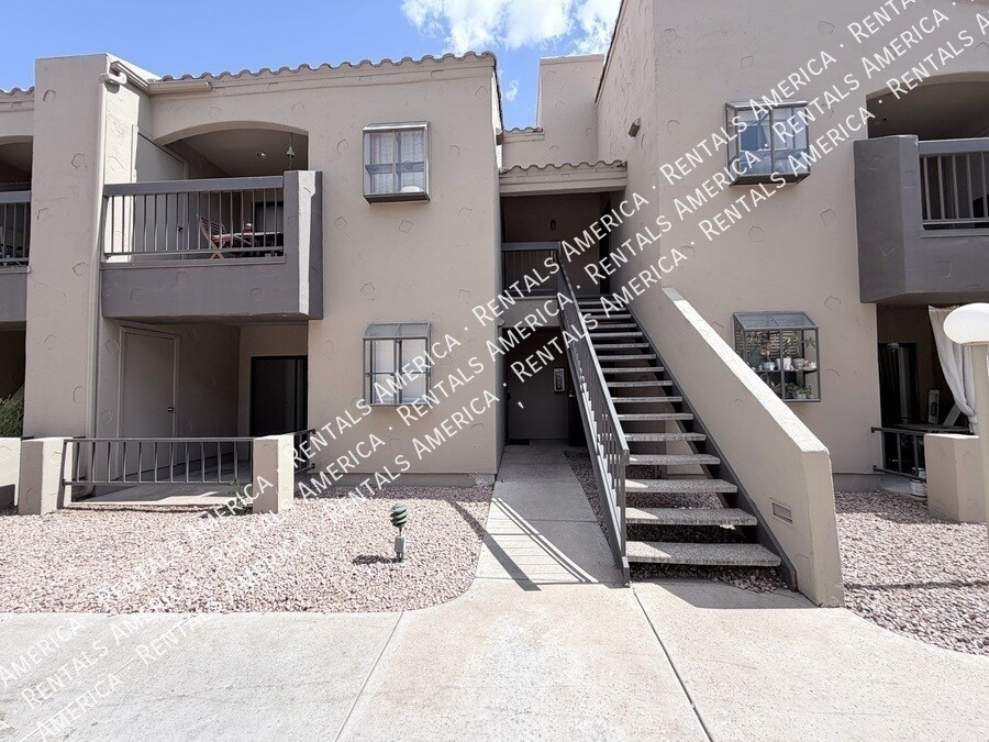 Building Photo - 747 S Ext Rd