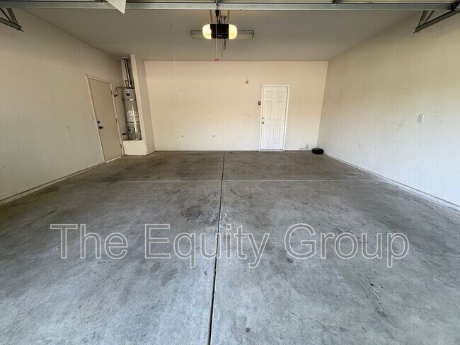 Building Photo - 524 Mallard Ave