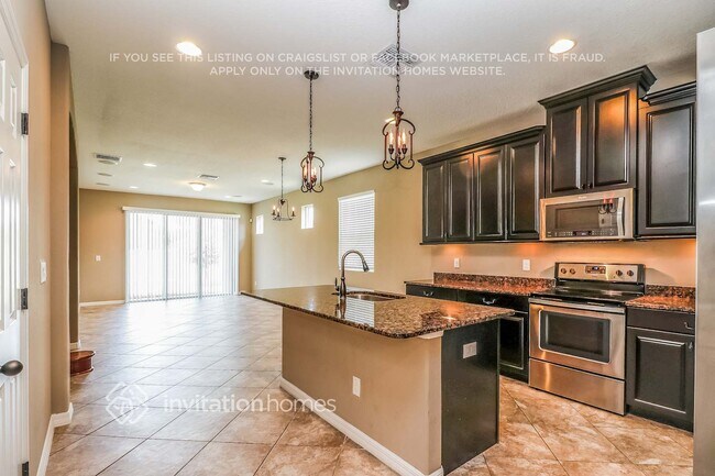 Building Photo - 1679 Nature View Dr