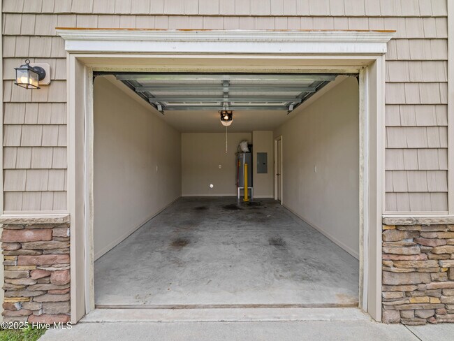 Building Photo - 201 Boyington Pl Rd