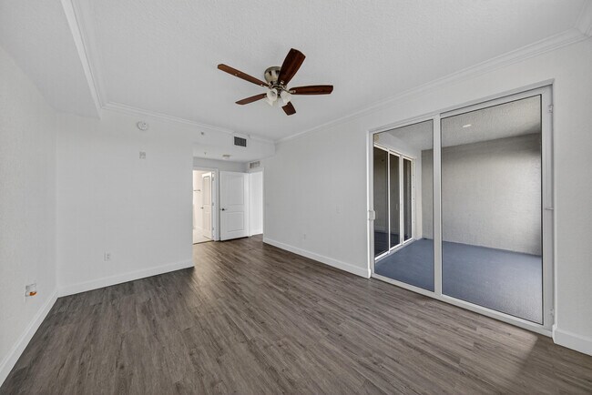 Building Photo - 1660 Renaissance Commons Blvd