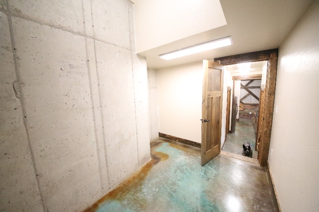 Building Photo - 751 Sun Pillar Loop