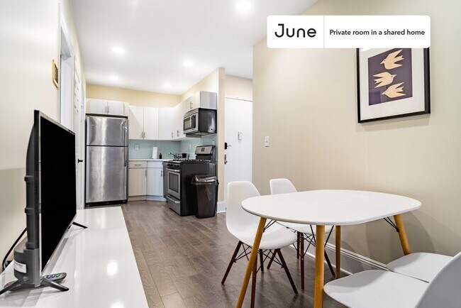 Building Photo - Room in Shared 2 bed/1 bath home