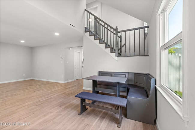 Building Photo - 15 Twain Ct