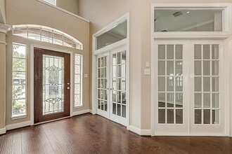 Building Photo - 5715 Sapphire Vista Ln