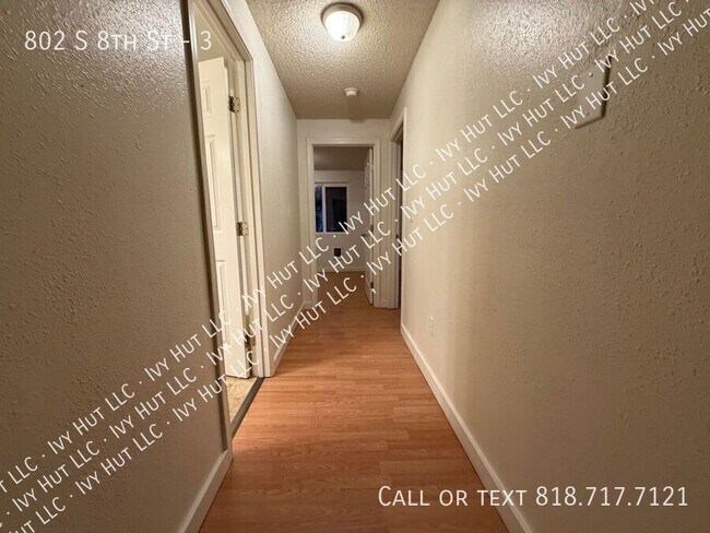 Building Photo - 802 S 8th St