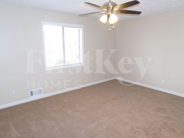 Building Photo - 314 Trickum Hills Way