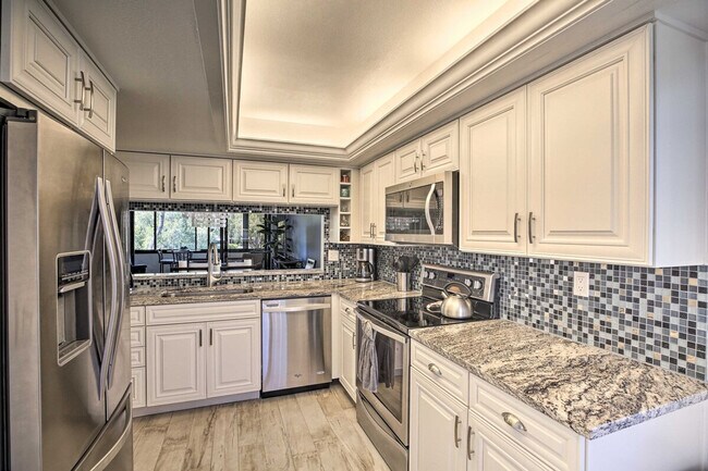 Building Photo - 6265 Midnight Pass Rd