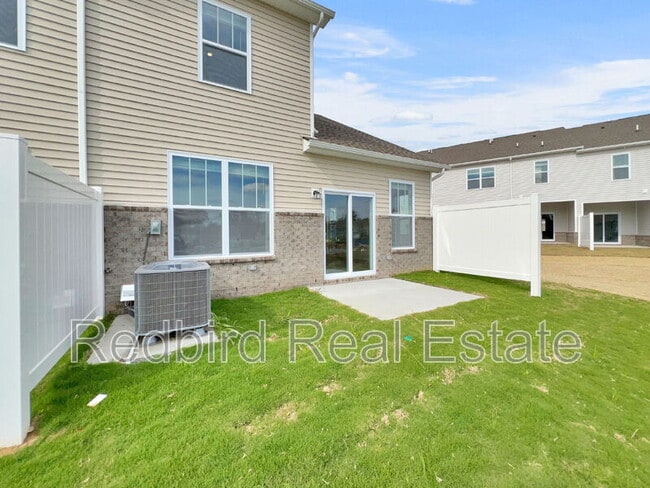 Building Photo - 1665 Manuka Ln