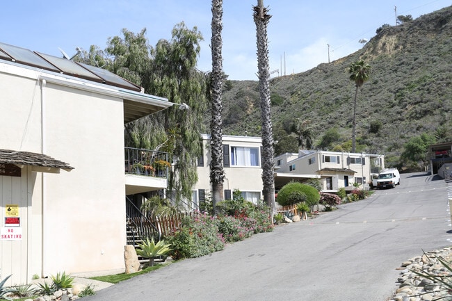 Building Photo - Ventura Valley View Apartments