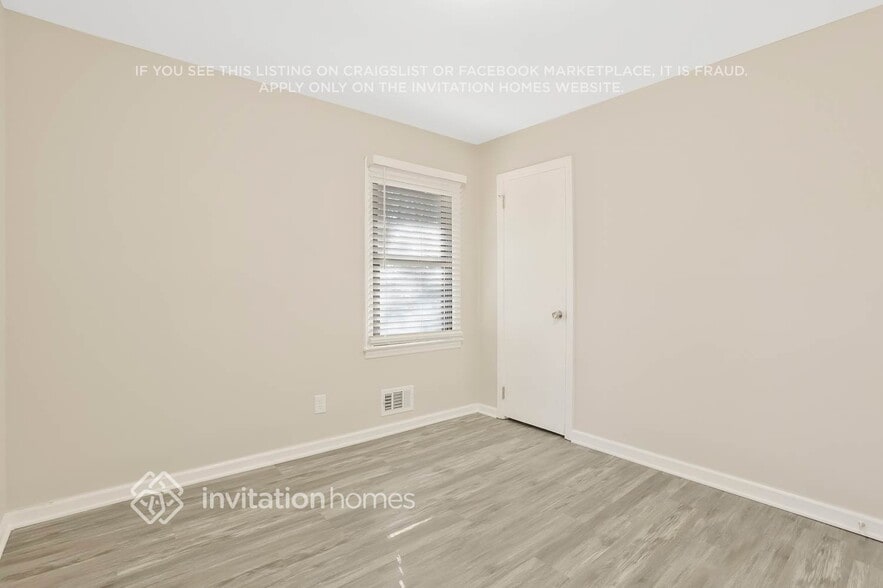 Building Photo - 2610 Harmony Way