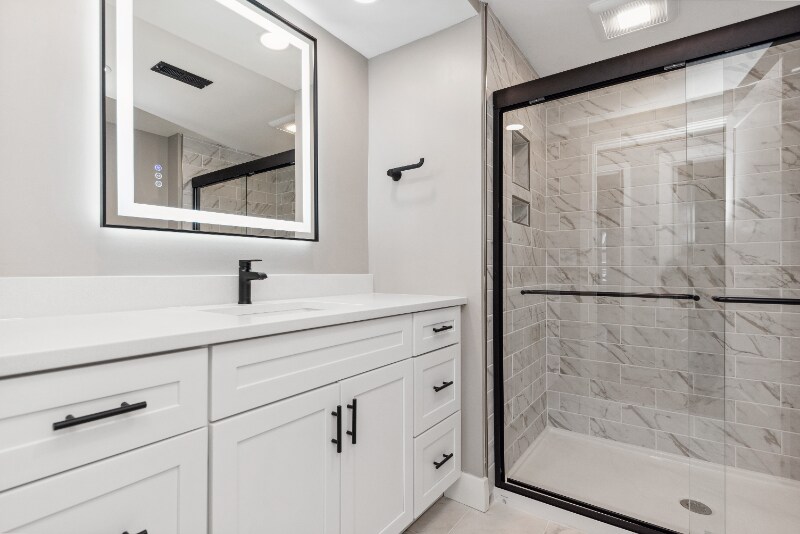 Building Photo - 6011 Madison Rd