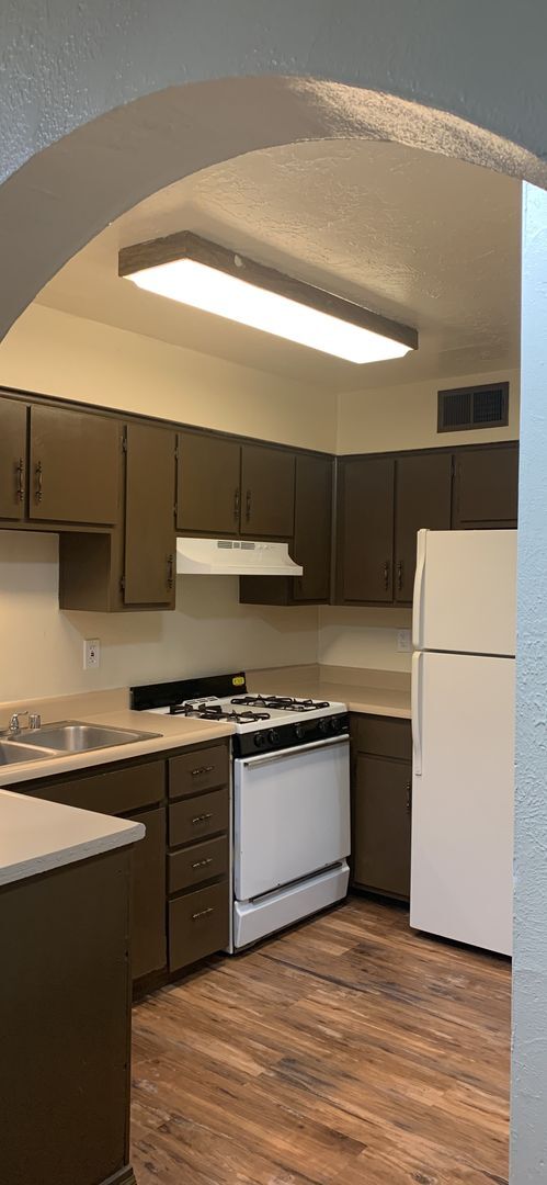 Interior Photo - Alvarado Square