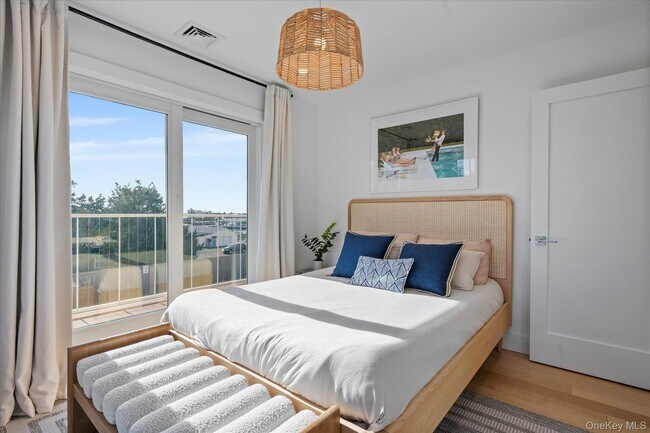 Building Photo - 68 Foster Ave