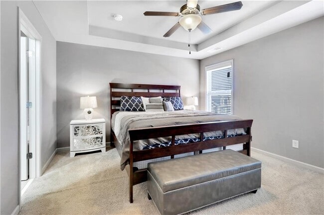 Building Photo - 5084 Whiteoak Terrace SE