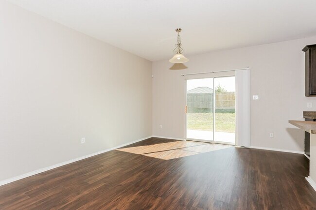 Building Photo - 412 San Lucas Dr