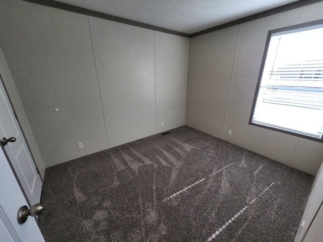 Building Photo - 3617 N Grand Ave E