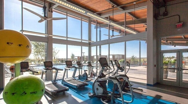 Building Photo - 1000 Adair Rd