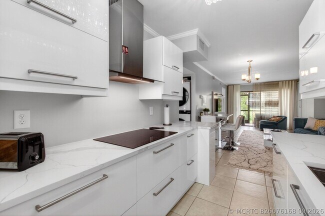 Building Photo - 321 Norwood Terrace