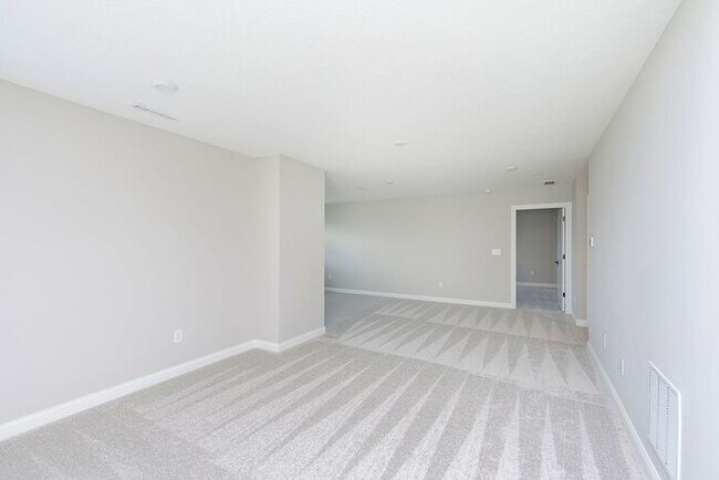 Building Photo - Gorgeous Newly Built 3 Bedroom 3 Full Bath on Golf Course in Westfield!