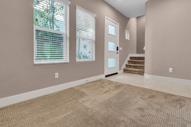 Building Photo - 945 E Mason Ln