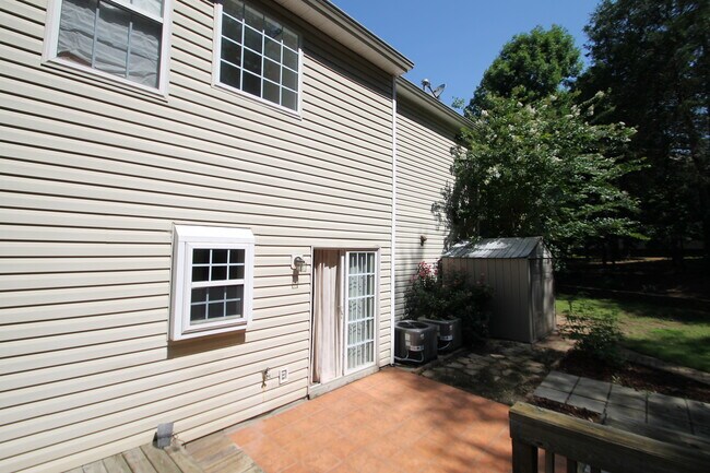 Building Photo - Exclusively Offered by Muse Realty, LLC