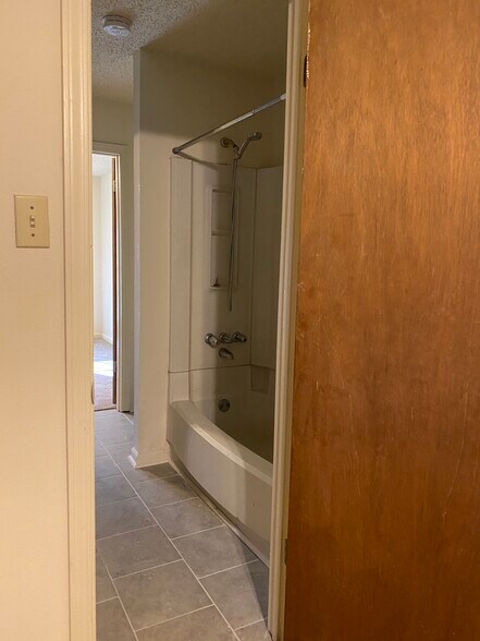 Building Photo - 1672 Brightside Dr