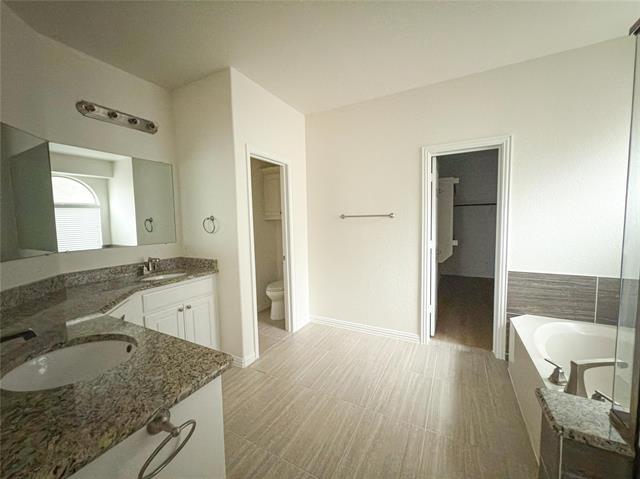 Building Photo - 12005 Beckton St