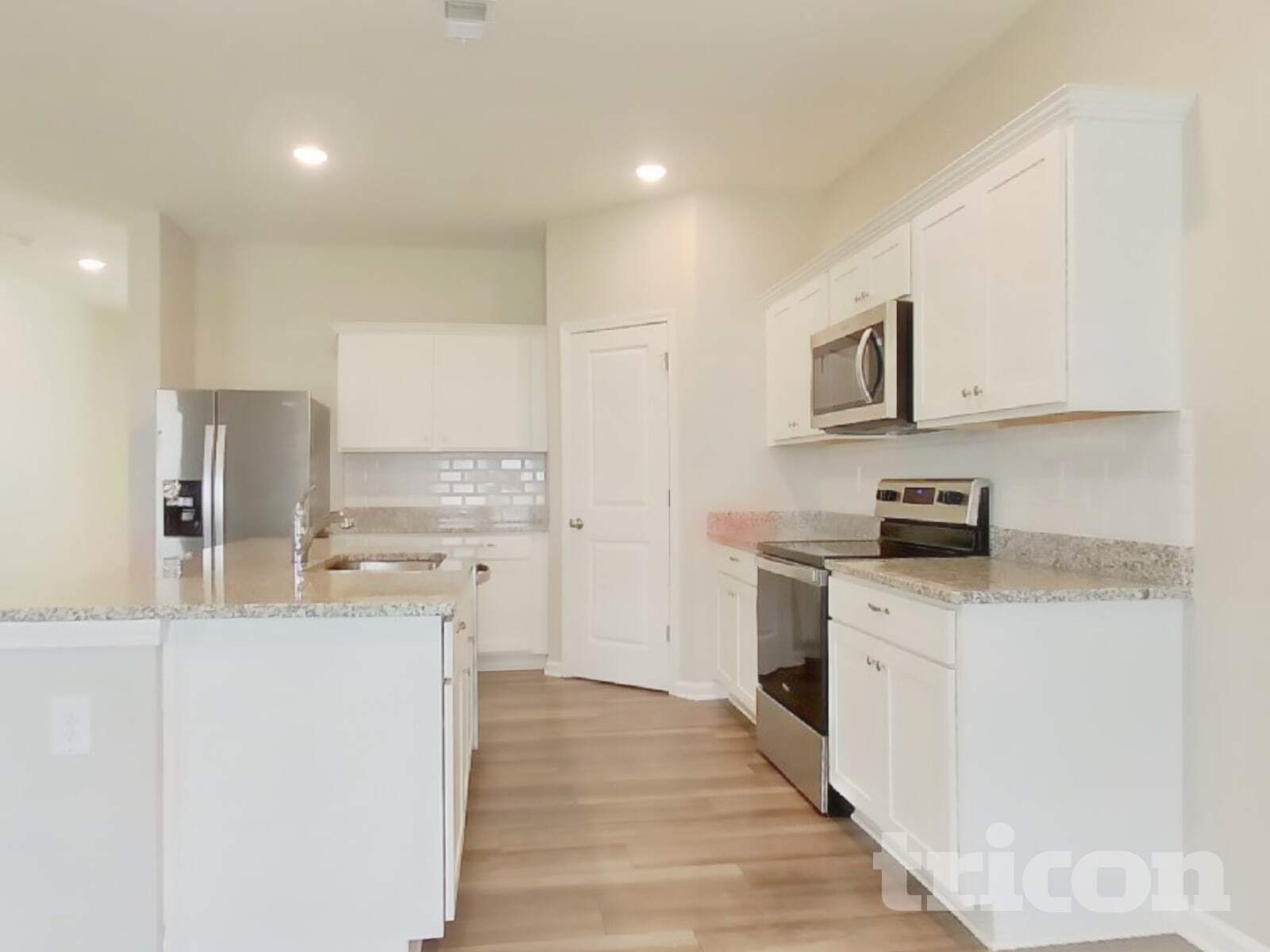 Building Photo - 129 Verona Dr NW