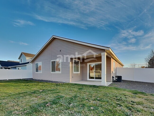 Building Photo - 5138 W White Ash Ct