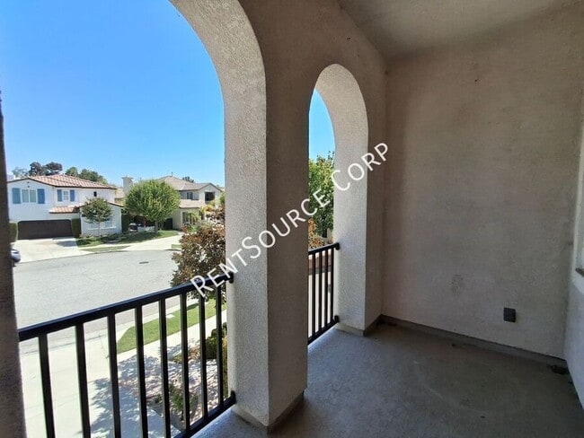 Building Photo - 24310 Las Palmas St