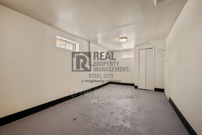 Building Photo - 909 W Evans Ave