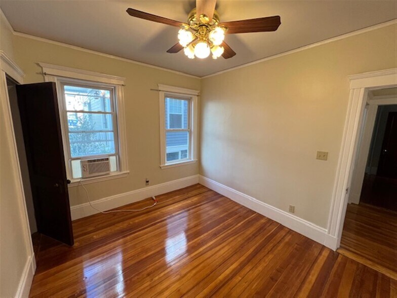 Building Photo - 76 Powder House Blvd