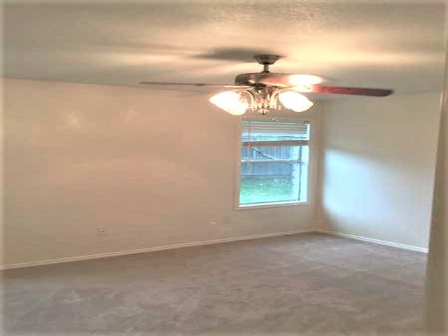 Building Photo - 709 Devontree Ct