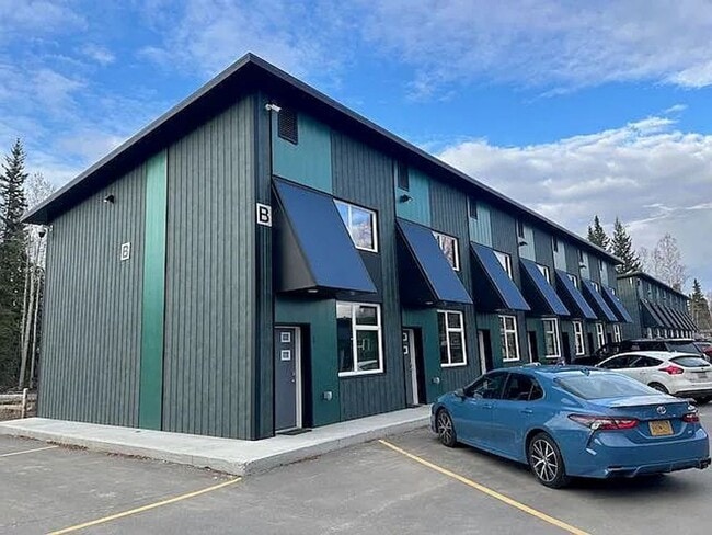 Building Photo - Midway Flats, LLC
