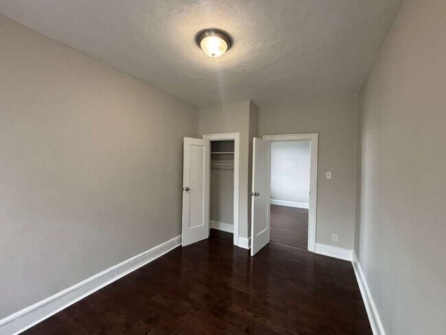 Building Photo - 54 Linden Ave