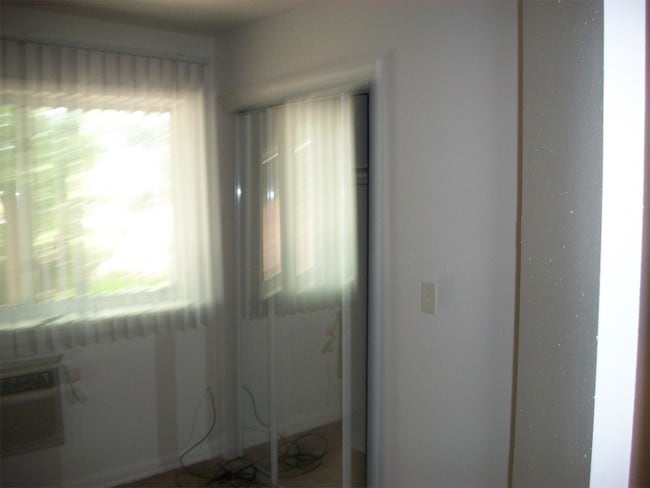 Building Photo - 570 Seegers Rd