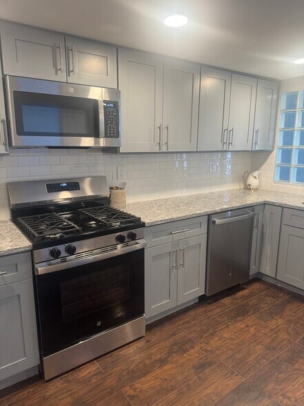 Primary Photo - 67 Canal St