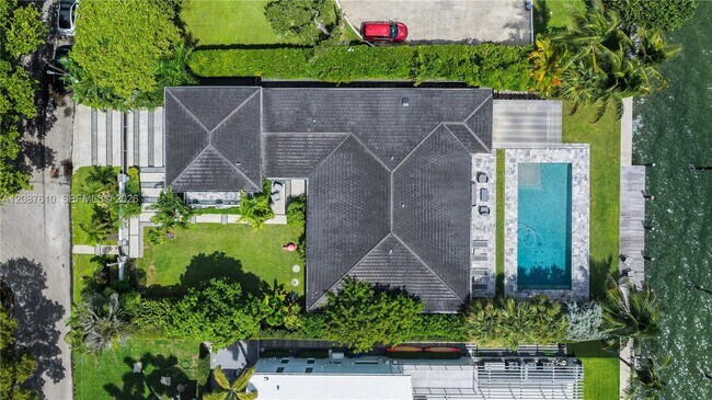 Building Photo - 9301 N Bayshore Dr