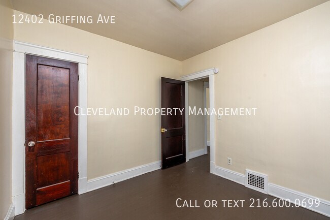 Building Photo - 12402 Griffing Ave
