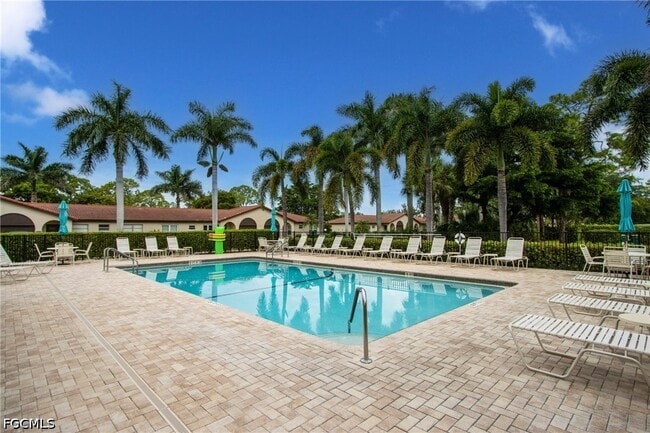 Building Photo - 1083 Forest Lakes Dr
