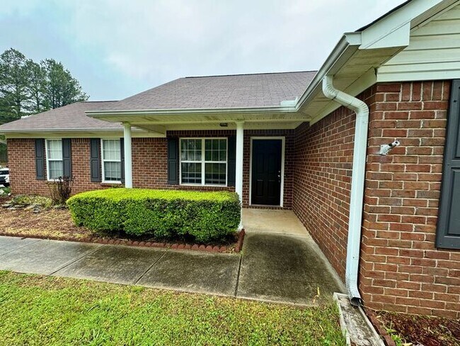 Building Photo - Great Harvest Home for rent