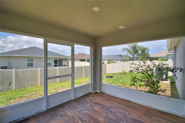 Building Photo - 605 Vittorio Dr